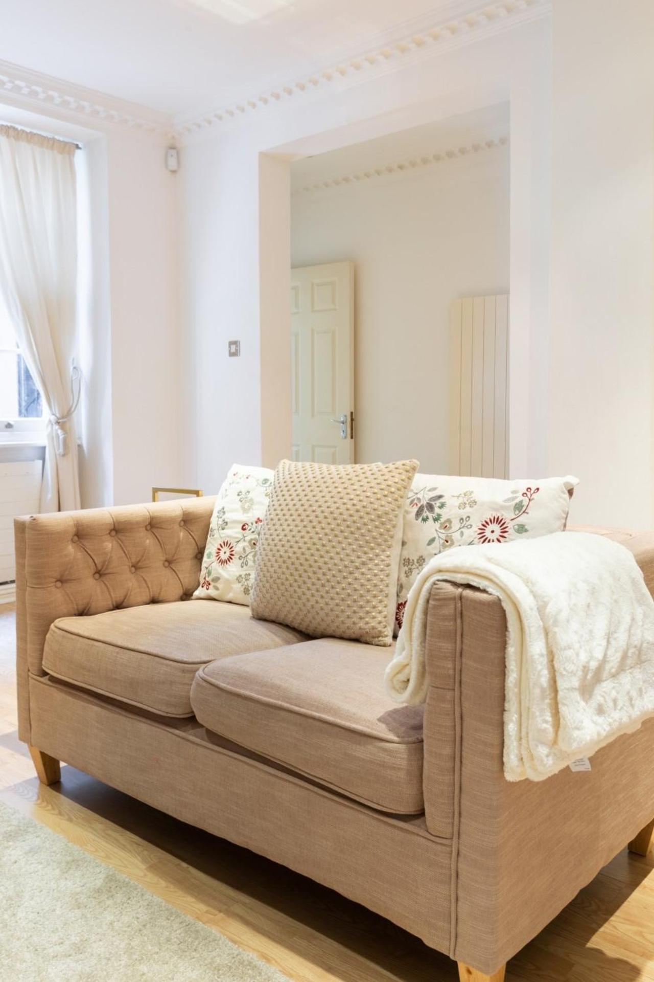 Spacious 1 Bed Sloane Square Aparthotel